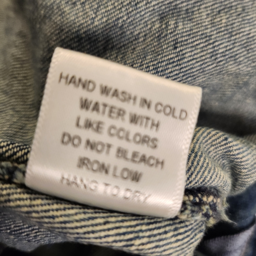 Distessed Baggy Jeans - Picture 7 of 9